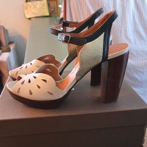 Chie Mihara Elegant Black and Cream Women's Heels